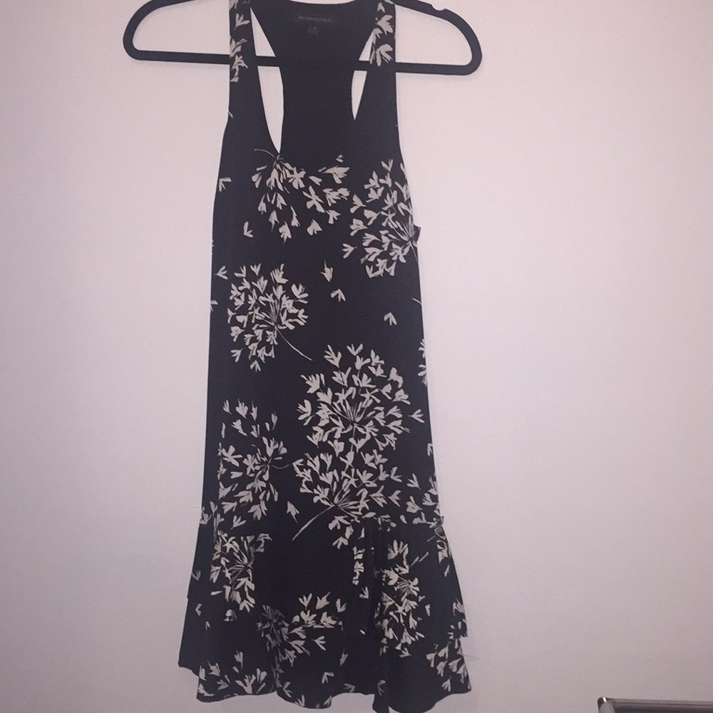 Banana Republic Black and White Ruffle Dre…